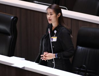 “ดร.ส้ม พัชรินทร์ ซำศิริพงษ์” นักการเมืองดาวรุ่ง กทม. เขต 2 จาก ‘ลูกหลานผู้รับฟัง’ สู่ ‘เกราะคุ้มภัย’ ของชาวปทุมวัน สาทร และราชเทวี