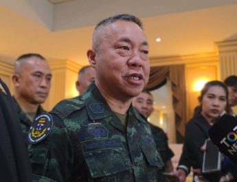 เสธ.​ ทบ.​ ลั่น​จุดยืนไทย กัมพูชา​ต้องประกาศหยุดยิงก่อน​ หลังหลบเลี่ยง​ ย้ำคุมพื้นที่อธิปไตยไทย​ 90% ชี้​ กพช.​ ซุก​ อาวุธ​ยุทโธปกรณ์​ตอนในอื้อ