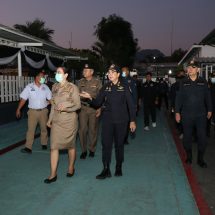 กาญจนบุรี/// เรือนจำจังหวัดกาญจนบุรี บูรณาการหน่วยงานที่เกี่ยวข้อง ปล่อยแถวเข้าจู่โจมตรวจค้นภายในเรือนจำกรณีพิเศษ เพื่อป้องกันการลักลอบนำยาเสพติด อาวุธ โทรศัพท์มือถือ และสิ่งของต้องห้าม ตลอดจนสร้างความเป็นระเบียบเรียบร้อยภายในเรือนจำ