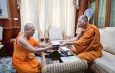 เจ้าอาวาสวัดพระธรรมกาย สนับสนุนโครงการอบรมบาลีวัดสามพระยา