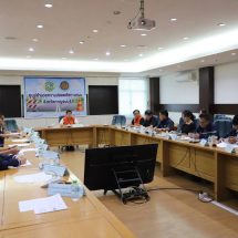 กาญจนบุรี/// ประชุมคณะทำงานศูนย์ปฏิบัติการป้องกันและลดอุบัติเหตุทางถนนช่วงเทศกาลปีใหม่ 2569 ติดตามสถานการณ์การเกิดอุบัติเหตุทางถนนในพื้นที่กาญจน์ 4 วัน ดับ 7 เจ็บ 16 ราย