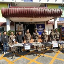 นครปฐม ผู้การฯทักษ์ แถลงรวบแก๊ง โจรกรรมรถจักรยานยนต์ อาละวาดชาวบ้านเดือดร้อนหนัก