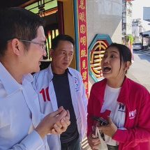 พังงา เต้ มงคลกิตติ์ ลงหาเสียงพังงา พบผู้สมัครพรรคเพื่อไทยถ้า ได้วันละ 9 ล้านเดี๋ยวจะพานั่งยานอวกาศ ซึ่งบางคนบอกว่าพาดพิงนโยบายของพรรคอื่นนโยบาย 9 ล้านต่อวัน ส่วนนโยบายไปดาวอังคาร็ทำได้และไม่ชอบที่มีนักการเมืองบอกว่าฝั่งนึงรักชาติฝั่งหนึ่งไม่รักชาติ