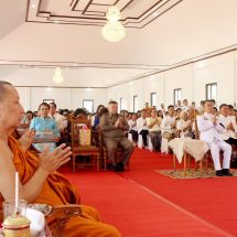 ผู้การฯกาฬสินธุ์เข้าถวายสักการะให้การต้อนรับเจ้าประคุณสมเด็จพระมหาวีรวงศ์