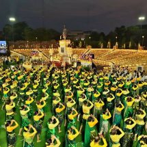 ลพบุรี ตระการตารำบวงสรวงถวายดวงพระวิญญาณสมเด็จพระนารายณ์มหาราช