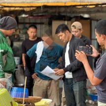 ตำรวจคอมมานโดบุกรวบ “เสี่ยน้อย” เจ้าของตลาดดังย่านอ่อนนุช ควง 9 มม. ยิงขู่ชาวบ้าน ตรวจสอบพบหมายจับค้างเก่าคดีปืนเพียบ!