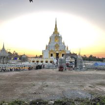 พิธีเททองหล่อพระและแห่ผ้าห่มพระมหาธาตุเจดีย์วัดคลองท่อมศรีวิชัย