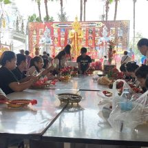 ปทุมธานี ท้าวเวสฯดลสาวสมหวังหลังรอคอยนาน 8 ปี รับโชคใหญ่ครั้งแรกในชีวิต หนุ่มไทใหญ่ขอพรครั้งแรกก็ได้ผลทันตา