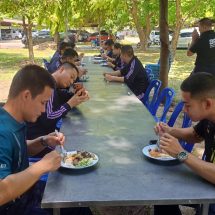 สกลนคร ยุคสงคราม ผกก.ตชด.23 ทำเก๋ทุกวันพุธจัดเลี้ยงอาหารกลางวันลูกน้อง