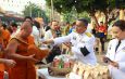 ชาวน่านร่วมทำบุญตักบาตร-สรงน้ำพระเจ้าทองทิพย์ เสริมสิริมงคลรับสงกรานต์ เนื่องในโอกาสวันสงกรานต์ ปี๋ใหม่เมืองน่าน 2569