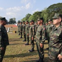 จันทบุรี/ผู้บัญชาการทหารเรือตรวจเยี่ยมกำลังพล ณ กองบัญชาการป้องกันชายแดนจันทบุรี และ ตราด ย้ำ “กองทัพเรือ จุดยืนไม่ถอยแม้ก้าวเดียว เสริมกำลังชายแดนตะวันออก ยกระดับความพร้อมรบรับทุกภัยคุกคาม”
