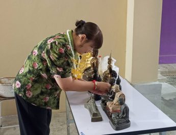 สิงห์บุรี / ขนส่งจังหวัดสิงห์บุรี จัดกิจกรรมสรงน้ำพระ–รดน้ำขอพร สืบสานประเพณีสงกรานต์ 2569