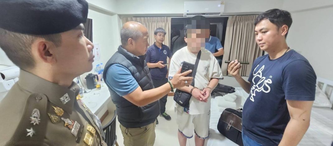 รวบแก๊งคอลเซ็นเตอร์จีนกลางกรุง หลอกเหยื่อสูญ 34 ล้าน นัดรับเงินซ้ำ สุดท้ายโดนซ้อนแผนรวบยกทีม