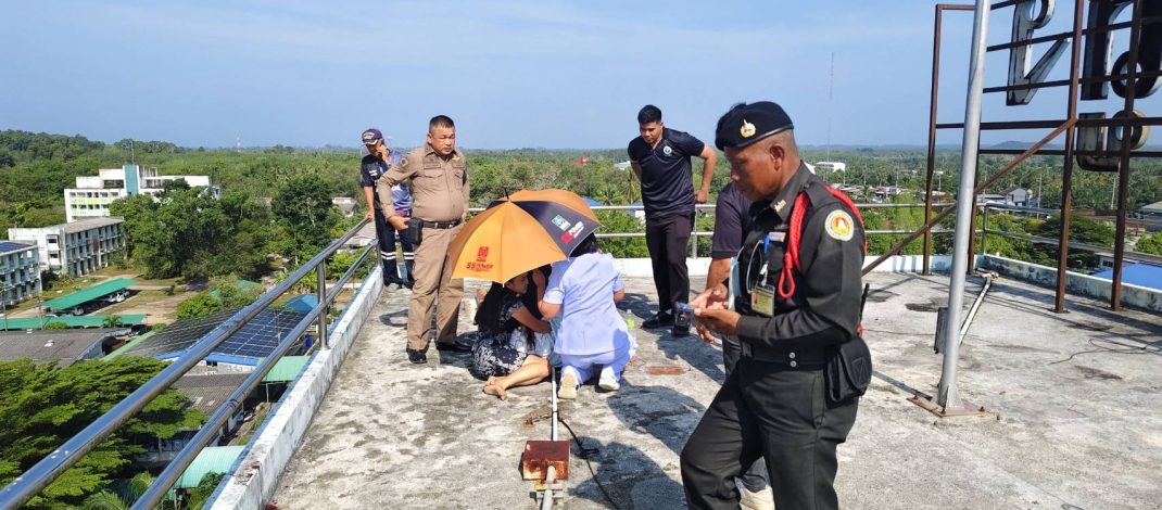 พังงา ระทึกคนไข้จะโดดตึก6ชั้นโรงพยาบาล