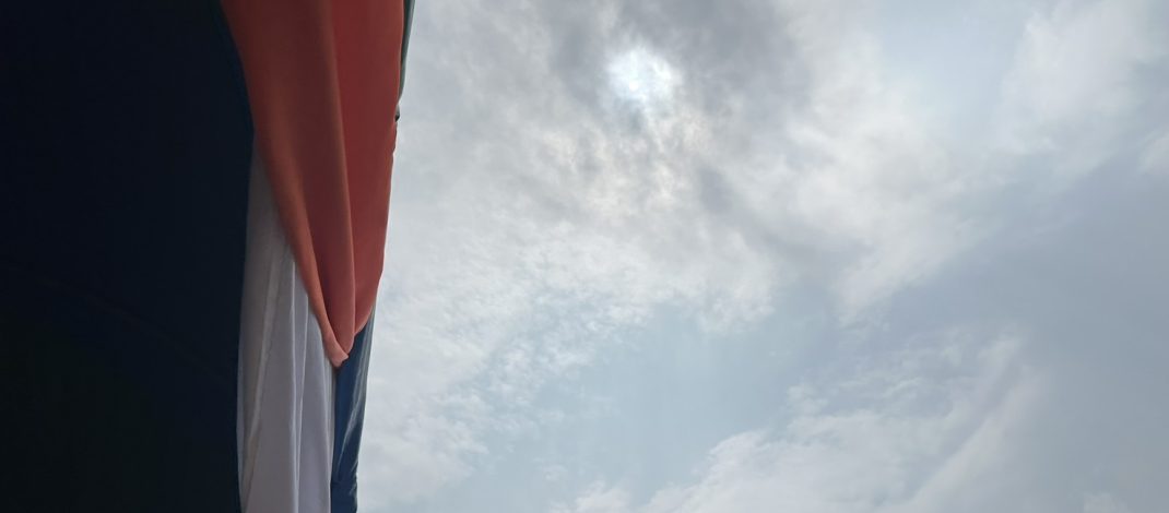 กาฬสินธุ์ มหัศจรรย์พระอาทิตย์ทรงกรด! งานบุญใหญ่วางศิลาฤกษ์ พระมหาเจดีย์กตัญญูคัมภีร์โร ผลบุญนี้เป็นปัจจัยบรรลุนิพพาน