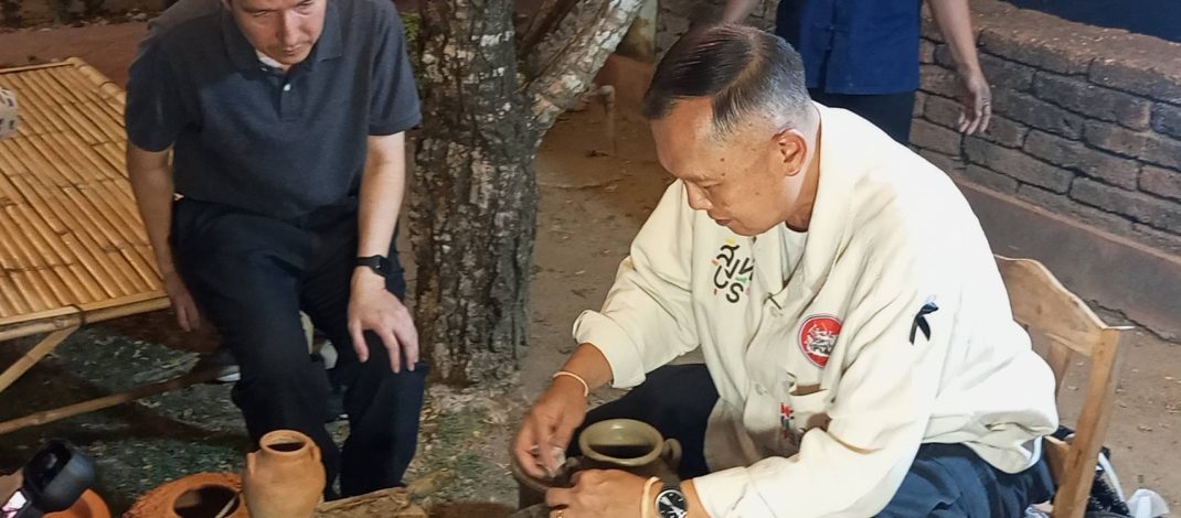 สิงห์บุรีแถลงข่าวเตรียมจัดงานใหญ่ “ตำนานเตาเผาแม่น้ำน้อย ดินเผาเล่าเรื่องเมืองสิงห์” กระตุ้นท่องเที่ยวเชิงวัฒนธรรม