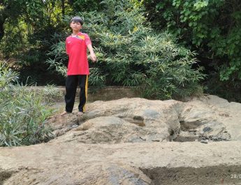 กาญจนบุรี – โผล่อีกบ่อซีเมนต์คาดว่าเป็นบ่ออาบน้ำของทหารโกโบริ สมัยสงครามโลกครั้งที่ 2 พบที่บริเวณริมแม่น้ำซองกาเรีย