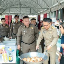 กาฬสินธุ์ ผู้ว่าฯ กาฬสินธุ์จับมือผู้การฯเปิดพื้นที่ชูกุ้งก้ามกราม GI สุดยอดของดีเมืองกาฬสินธุ์