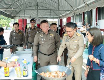 กาฬสินธุ์ ผู้ว่าฯ กาฬสินธุ์จับมือผู้การฯเปิดพื้นที่ชูกุ้งก้ามกราม GI สุดยอดของดีเมืองกาฬสินธุ์