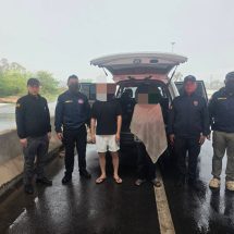 ตม.หนองคาย รวบหนุ่มจีน ลักลอบเข้าเมืองผิดกฎหมาย ระหว่างรอรถมารับ