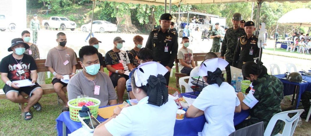 มทบ.37 รับทหารใหม่ เข้าหน่วยวันแรก พาญาติเยี่ยมชมความเป็นอยู่