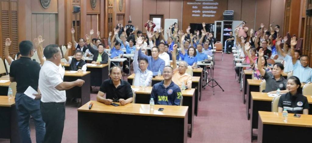เวทีประชาคมเห็นชอบเป็นเอกฉันท์ให้ขุดลอกแม่น้ำน่าน