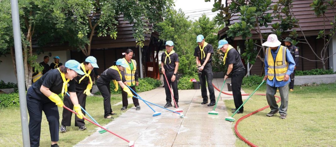 สกลนคร จัด Big Cleaning Day วัดสะอาด สุขาสะอาด