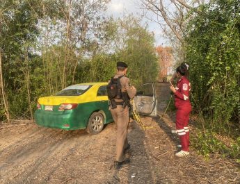 ฆาตกรรมคนขับแท็กซี่ ทิ้งศพกลางทุ่งนาอยุธยา ตำรวจเร่งล่าคนร้าย