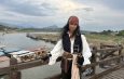 กาญจนบุรี – แจ็ค สแปร์โรว์ เมืองไทย ชวนเที่ยวสะพานไม้ อากาศดีรายล้อมด้วยธรรมชาติ น้ำแห้งยังมีเสน่ห์มนต์ขลัง สวยอีกแบบ