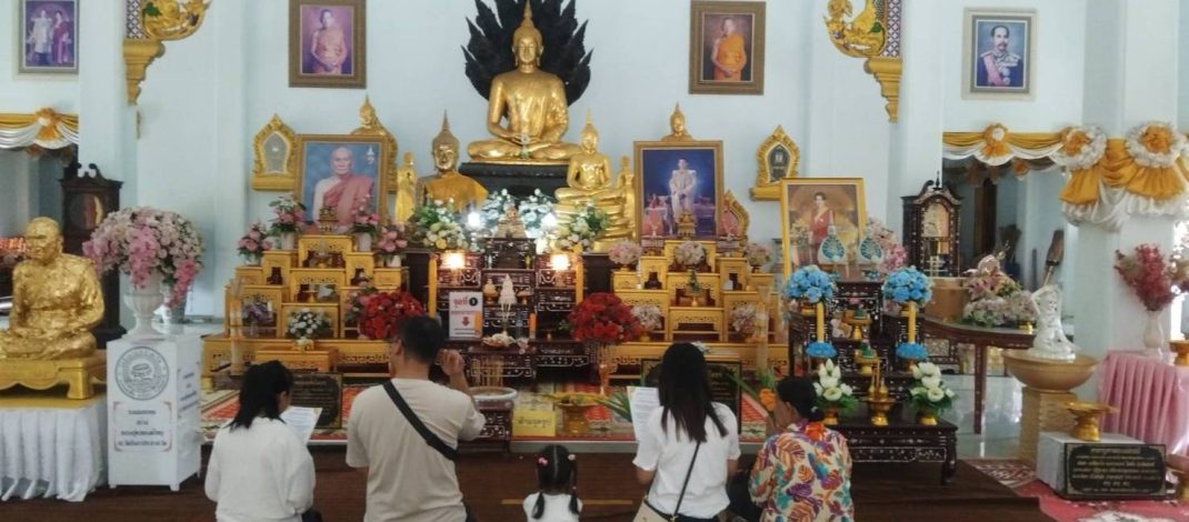 ปทุมธานี ศรัทธาให้โชค! สองสาวรีบแก้บนไอ้ไข่วัดบึงบา แม่ตะเคียนหลังสมหวังได้เงินครึ่งล้าน