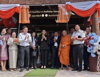 พังงา-อธิบดีกรมราชทัณฑ์ เปิด “บ้านก้าวใหม่ ให้โอกาส” บ้านกึ่งวิถีรองรับผู้พ้นโทษ สร้างโอกาสคืนคนดีสู่สังคม