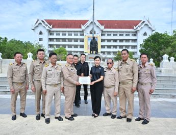 กำนัน ผู้ใหญ่บ้าน จังหวัดนครปฐม ร่วมแสดงจุดยืนในบทบาทหน้าที่บำบัดทุกข์ บำรุงสุข ให้กับประชาชน พร้อมเป็นกำลังสำคัญในการป้องกันและปราบปรามยาเสพติดในพื้นที่