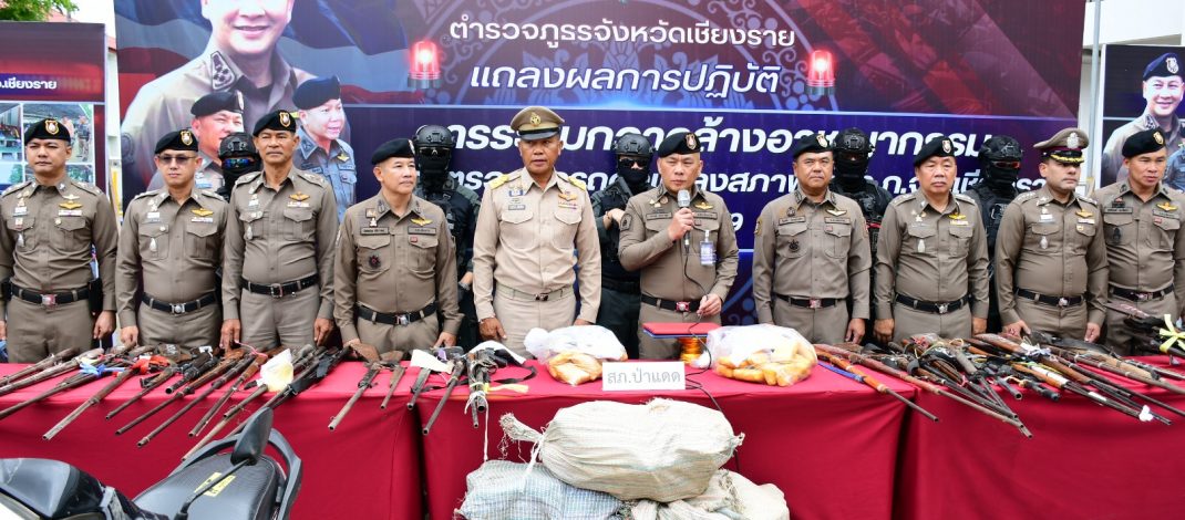 ตำรวจเชียงราย แถลงผลงานปราบปรามยาเสพติดต่อเนื่อง จับยาบ้ากว่า 2.3 ล้านเม็ด ยึดรถกระบะเตรียมส่งข้ามโขง 11 คัน พร้อมกวาดล้างรถแต่งซิ่งท่อดัง!