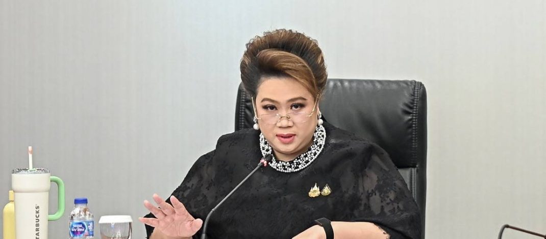 “ศุภมาส” มอบ “ประเดิมชัย-พัชรินทร์” ติดตามเคส “โซลาร์เซลล์ไม่ได้มาตรฐาน” หลังร่วมวงหารือ พลังงาน-สมอ.-สคบ. เตรียมยกระดับ อุปกรณ์โซลาร์เซลล์เป็น “สินค้าควบคุมฉลากเป็นการเฉพาะ”