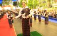กาญจนบุรี – กว่า 400 ชีวิต รำถวายหน้าพระบรมราชานุสาวรีย์ ! “ย้อนตำนานมหาแผ่นดิน วันสร้างเมืองกาญจนบุรี ครบ 195 ปี แผ่นดิน ร. 3” แต่งชุดไทยเข้าร่วมงาน ณ บริเวณลานพระบรมราชานุสาวรีย์สมเด็จพระนั่งเกล้าเจ้าอยู่หัว รัชกาลที่ 3