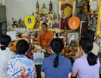 ปทุมธานี ไอ้ไข่วัดบึงบาให้งาน บ้าน โชค แม่ค้าอาหารตามสั่งอธิฐานผ่านมือถือครั้งแรกแม่ตะเคียนก็ให้โชค