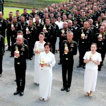 ลพบุรี ศูนย์การบินทหารบกสมโภชพระบรมสารีริกธาตุทำบุญเวียนเทียนวันวิสาขบูชา