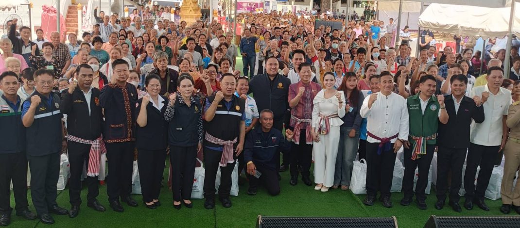 “พลพีร์ สุวรรณฉวี ” รมช.มท. ลงพื้นที่ตรวจ ติดตามนโยบายเร่งด่วนของรัฐบาล และติดตามนโยบาย “ไทยช่วยไทย ลดภาระค่าครองชีพ” พร้อมช่วยเหลือกลุ่มเปราะบาง ที่ จังหวัดหนองคาย