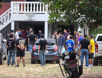 บุกค้นบ้านเช่า! ตำรวจสนธิกำลังยึดยาบ้าล็อตใหญ่ 21 กระสอบ ในอยุธยา
