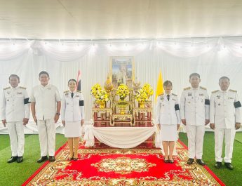 ผู้แทนคณะศิษยานุศิษย์วัดพระธรรมกาย ร่วมพิธีเชิญพุ่มดอกบัวประดิษฐ์พระราชทาน ถวายสักการะ “พระศรีมหาโพธิทศมราชบพิตร” เป็นพุทธบูชา เนื่องในวันวิสาขบูชา 2569 จังหวัดปทุมธานี