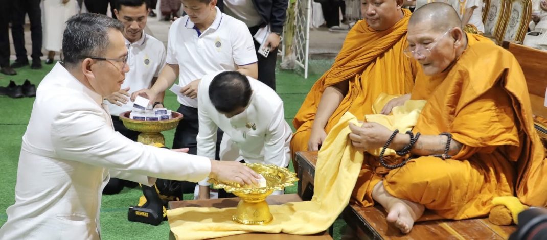 กาฬสินธุ์ จัดพิธีมหาพุทธาภิเษก หลวงปู่ศิลาเสกเหรียญหลวงพ่อองค์ดำชุ่มเย็น รุ่น เมืองกาฬสินธุ์ 234 ปี (8 ร.)