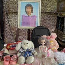 กาญจนบุรี – ผบ.ตร.ส่งพวงหรีดแสดงความเสียใจงานศพน้ององุ่น ขณะพิธีฌาปนกิจจัดจัดขึ้นในวันที่ 10 มิถุนายน นี้