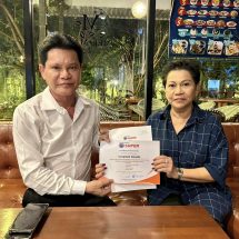 ผู้นำผู้ใหญ่ใจดี กับคุณกัญษภรณ์ กิจรุ่งจามรเลิศ ลงนามแต่งตั้งตัวแทนเปิดตลาดตู้น้ำมันอัตโนมัติทั่วทุกภาค