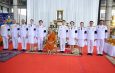 กาญจนบุรี – จัดพิธีถวายน้ำสรงพระศพ และลงนามถวายความอาลัย เบื้องหน้าพระรูปสมเด็จพระเจ้าลูกเธอ เจ้าฟ้าพัชรกิติยาภา นเรนทิราเทพยวดีกรมหลวงราชสาริณีสิริพัชร มหาวัชรราชธิดา