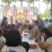 ปทุมธานี สาวรับเหมาฯเร่งแก้บนหลังขอพรครั้งแรกได้รับงานหลักแสนได้โชคอีกชั้น หนุ่มรับซื้อของเก่าถวายไข่ไก่ 5 แผงแก้บนไอ้ไข่ครั้งแรกได้หลักหมื่น