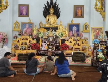 ปทุมธานี โค้งสุดท้าย ศรัทธานำพา!ท้าวเวสฯให้โชคกว่า 20 งวดต่อเนื่องทุกเดือน ไอ้ไข่วัดบึงบาขอครั้งแรกปังสมใจ