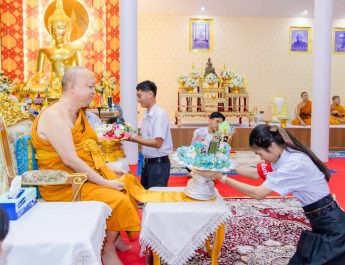 นครนายก – เด็กนักเรียนกู๊ดไอเดียทำพานไหว้ครูแบบเซอร์ไพรส์
