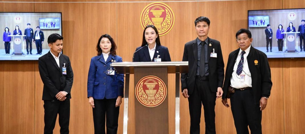 “สัมฤทธิ์” ชงพาณิชย์งัด 4 กฎเหล็กพยุงราคาข้าวโพด อุ้มชาวไร่ – “สุภานันท์” ห่วงเกษตรกรสับสนขยายเวลานำเข้า จี้รัฐเร่งกู้ความเชื่อมั่น