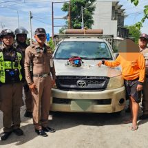 กาญจนบุรี – ไม่รอดหนุ่มบ่อสุพรรณ ส่งลูกปลา ซุกยาบ้า ตำรวจจราจรจับได้คาด่าน