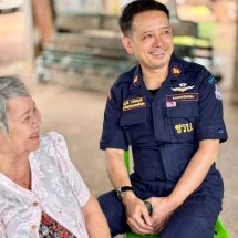 ปราจีนบุรี นายอำเภอนำทัพ”เคาะประตูบ้าน”ผู้สูงอายุและผู้พิการ ยืนยันตัวตนโครงการบัตรสวัสดิการแห่งรัฐปี 2569 ลั่นวาจา “ต้องไม่ตกหล่นแม้แต่รายเดียว”